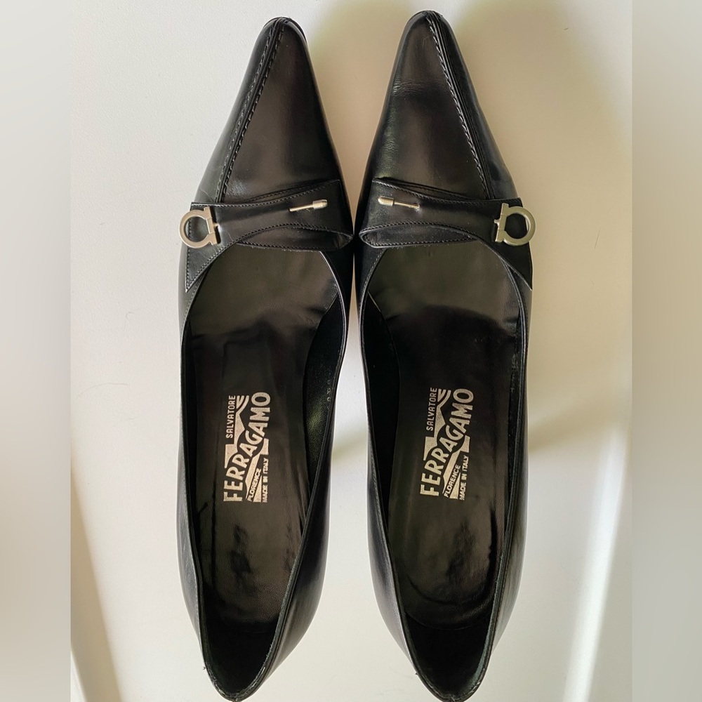 Salvatore Ferragamo Black Leather Pumps 8.5. Very good used condition in box.